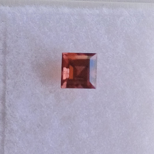 Malaia Garnet 3mm Square