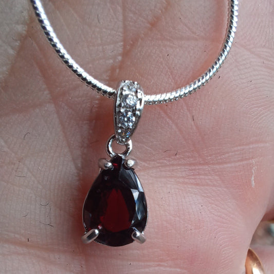 925 Sterling Silver and Garnet Teardrop Pendant