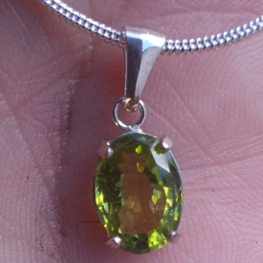 925 Sterling Silver and 2 carat Oval Peridot Pendant
