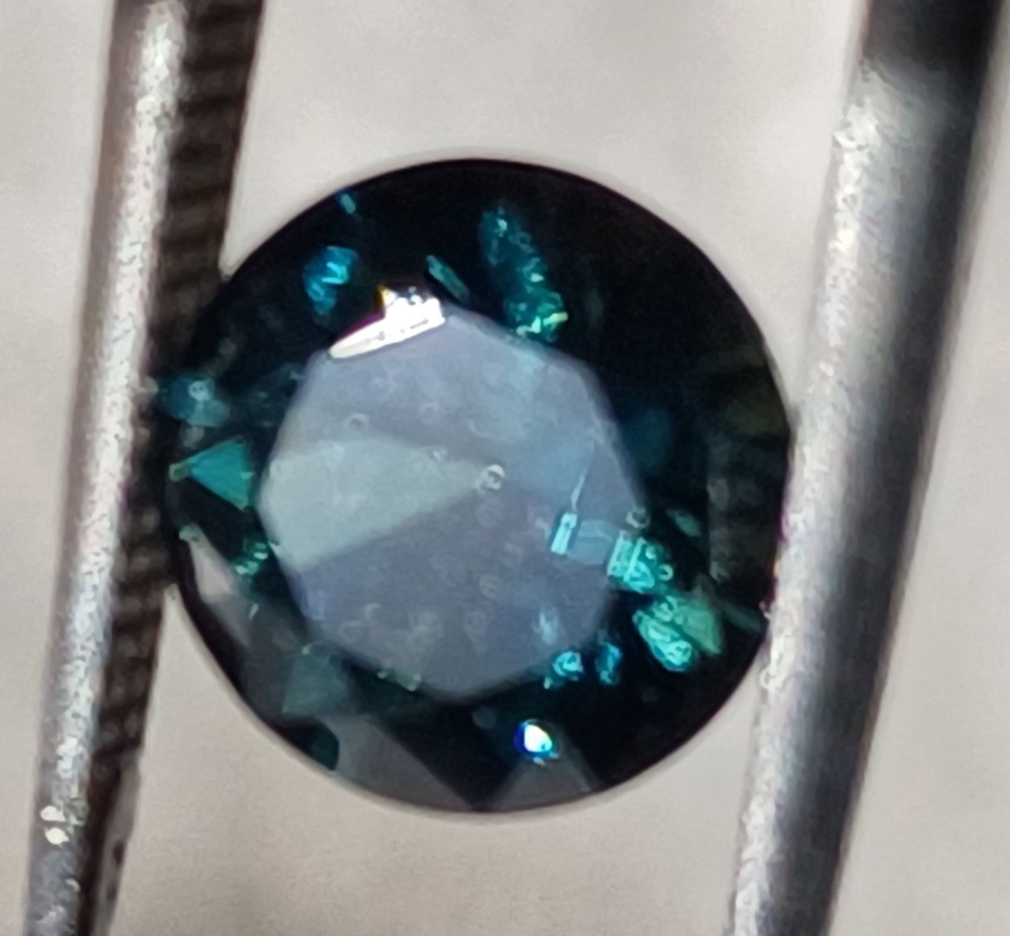 1.9 carat Australian Sapphire Round Brilliant