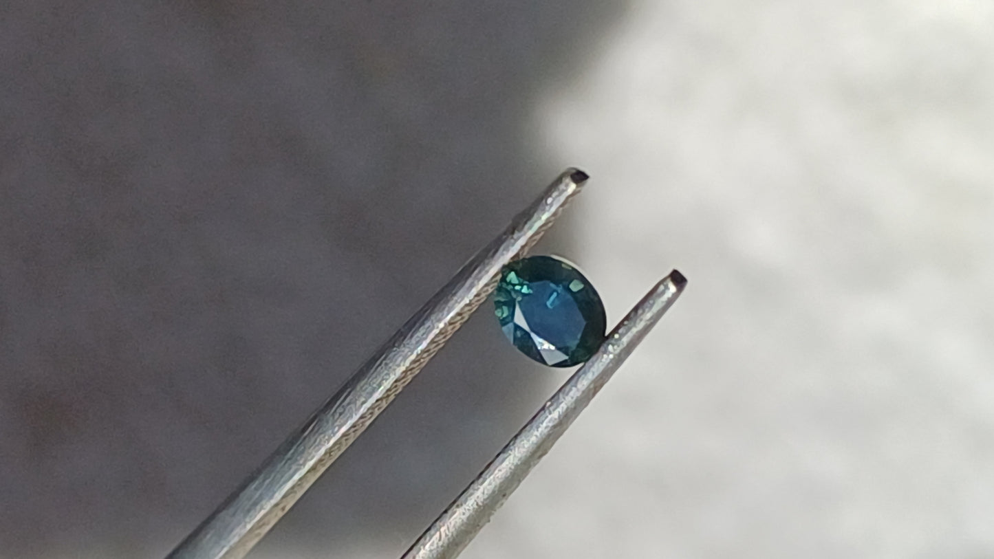 Australian Sapphire Oval Blue/Green Parti 4mm x 3.5mm