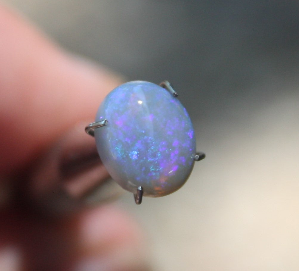 1.9ct Oval Solid Australian Opal